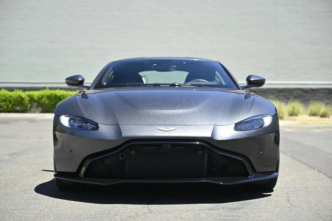 Heritage-Driven Luxury Sports Coupe