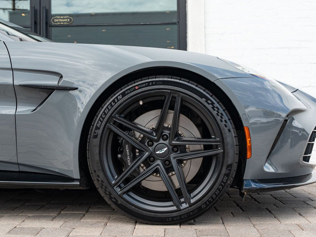 2025 Aston Martin Vantage Heritage Edition